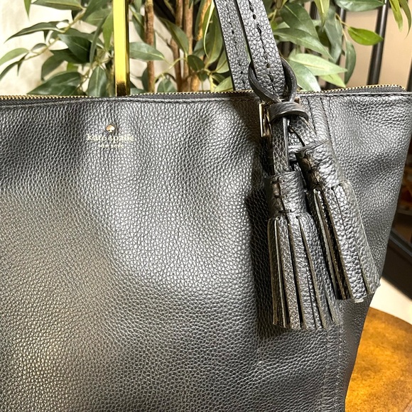 Kate Spade New York Orchard Street Maya Leather Shoulder Tote in Black, Large - Picture 2 of 12